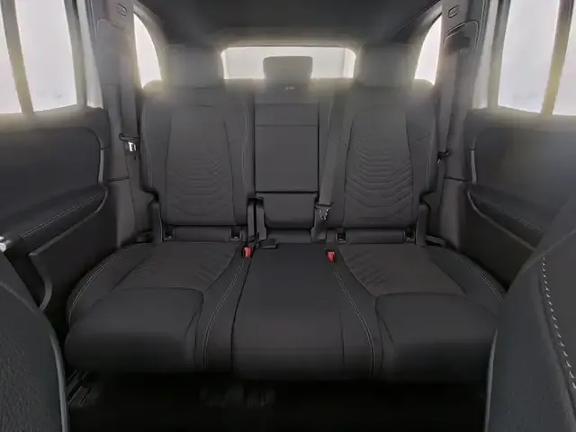 Mercedes-Benz EQB 300