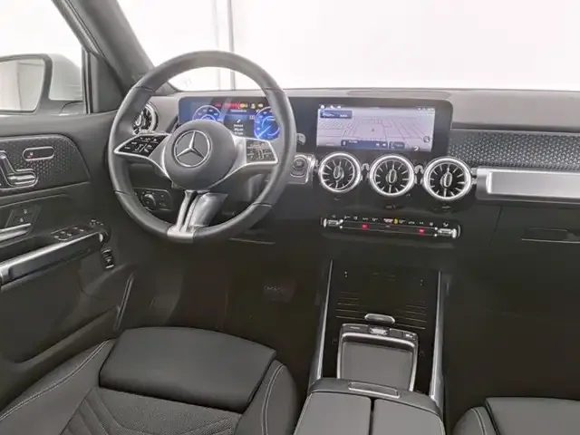 Mercedes-Benz EQB 300