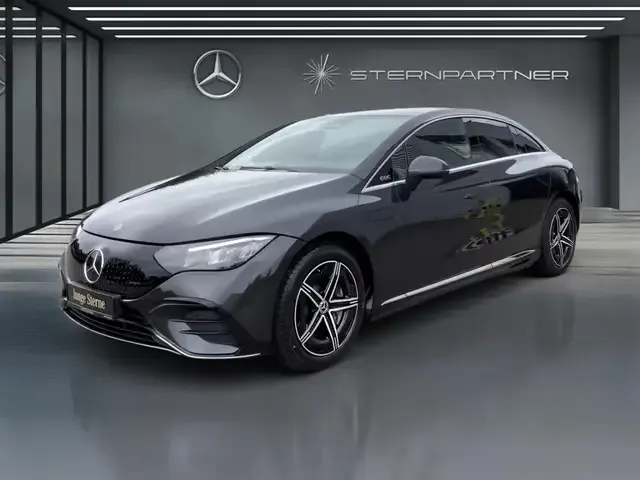 Mercedes-Benz EQE 300