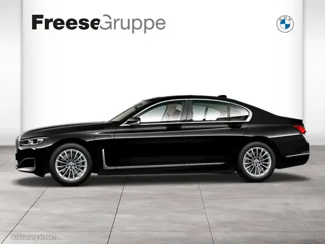 BMW 745