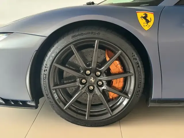 Ferrari SF90 Spider