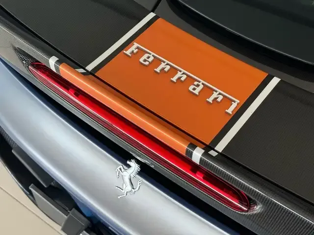 Ferrari SF90 Spider