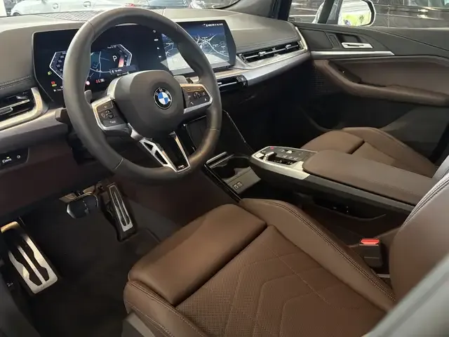 BMW 220