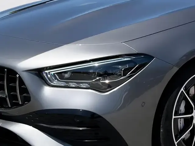 Mercedes-Benz CLA 35 AMG