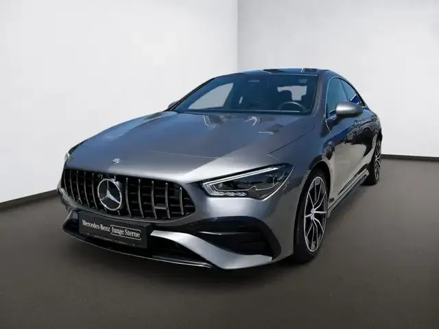 Mercedes-Benz CLA 35 AMG
