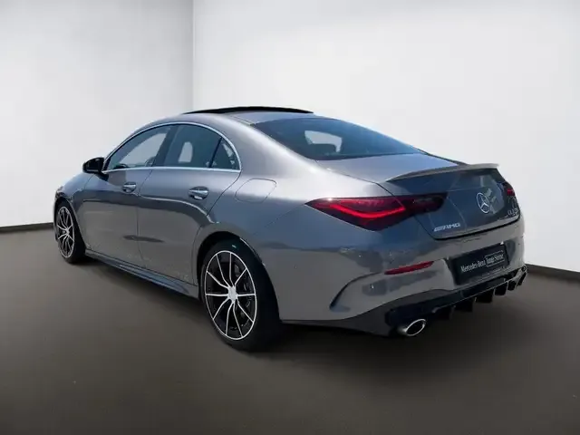 Mercedes-Benz CLA 35 AMG