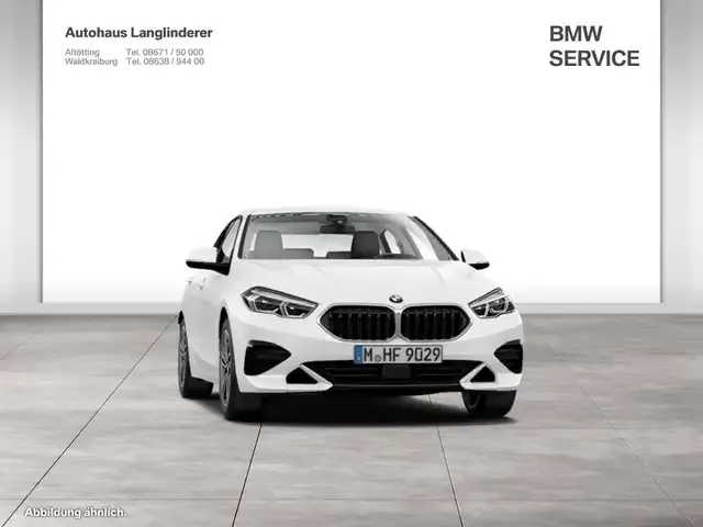 BMW 218