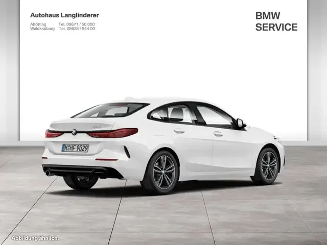 BMW 218