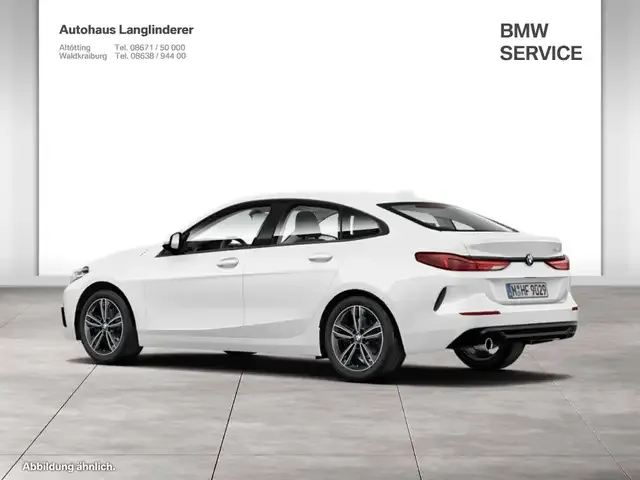 BMW 218