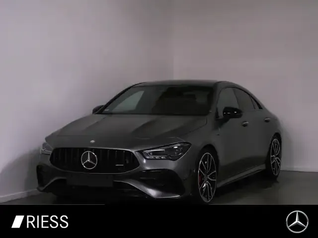 Mercedes-Benz CLA 35 AMG