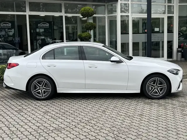 Mercedes-Benz C 400