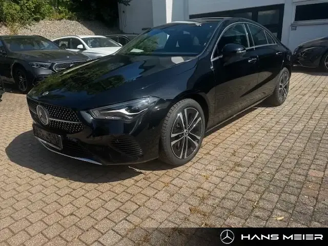 Mercedes-Benz CLA 220