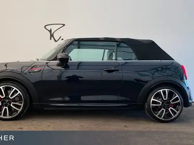 MINI John Cooper Works Cabrio