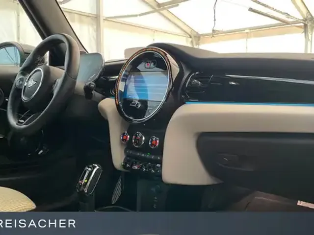 MINI John Cooper Works Cabrio