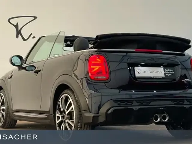 MINI John Cooper Works Cabrio
