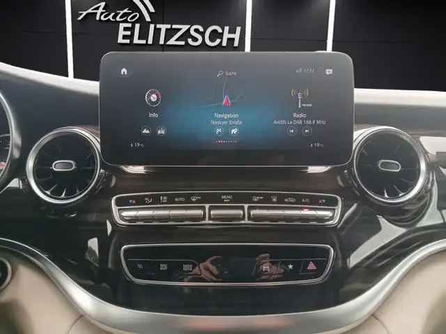 Mercedes-Benz V 300