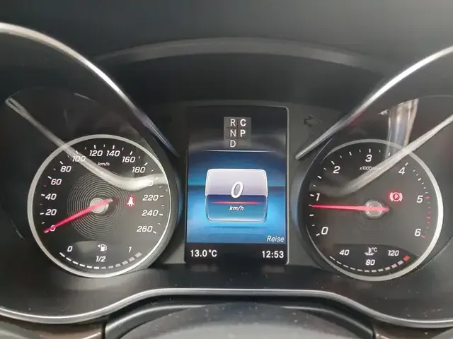 Mercedes-Benz V 300