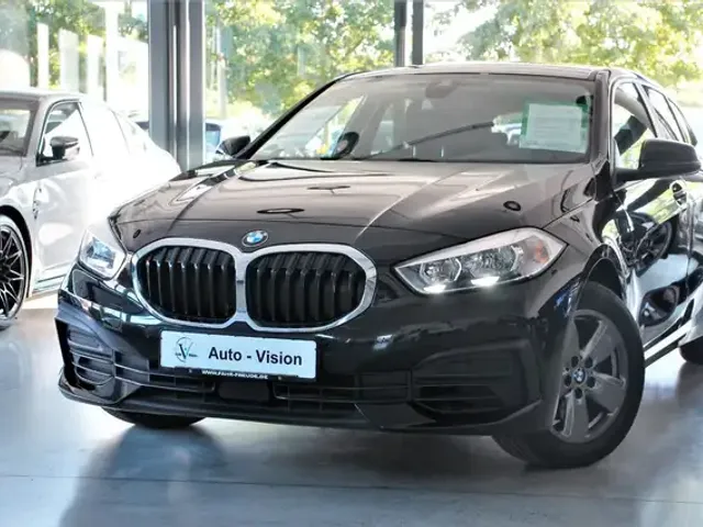 BMW 118
