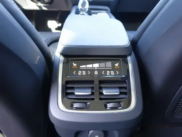 Volvo V90 Cross Country