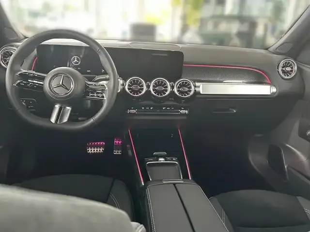 Mercedes-Benz GLB 200