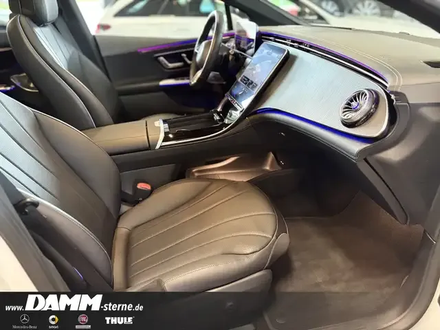 Mercedes-Benz EQE 300