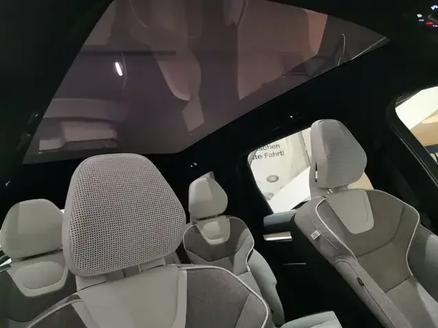 Volvo EX90