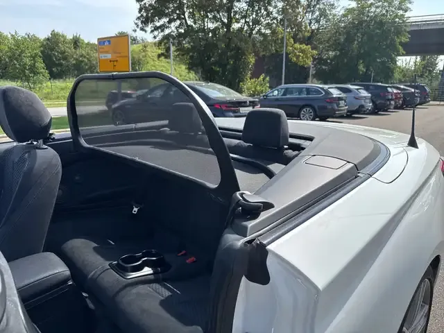 BMW 240