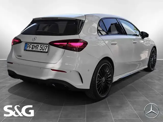 Mercedes-Benz A 200