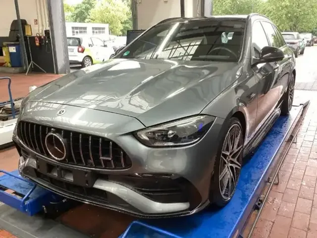 Mercedes-Benz C 43 AMG