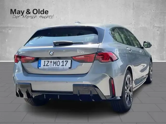 BMW 120