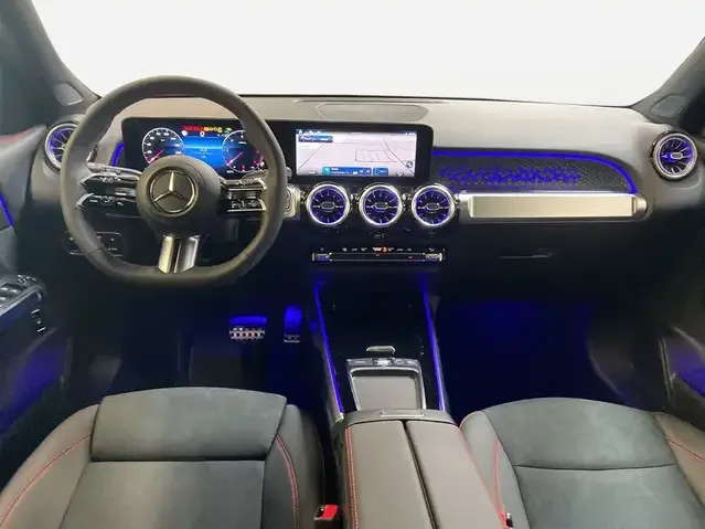 Mercedes-Benz GLB 200