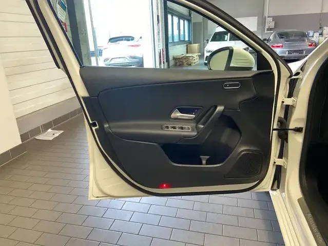 Mercedes-Benz A 160