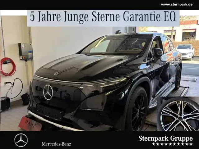 Mercedes-Benz EQS SUV