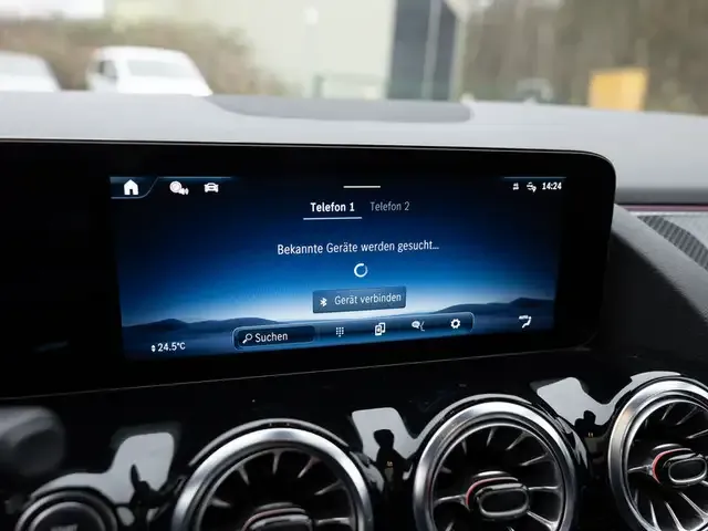 Mercedes-Benz GLA 220