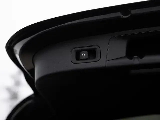 Mercedes-Benz GLA 220