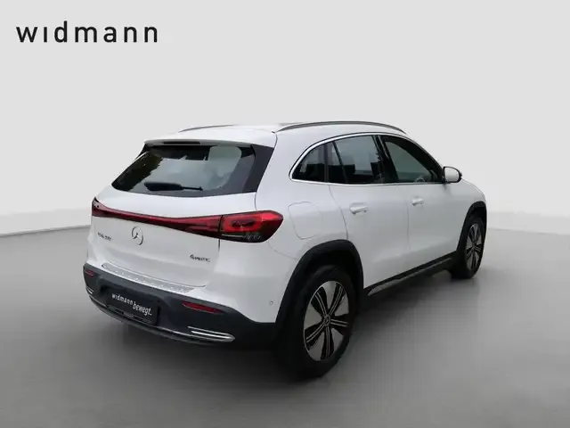Mercedes-Benz EQA 300