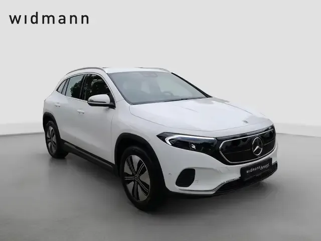 Mercedes-Benz EQA 300