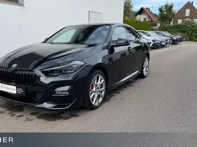 BMW 220