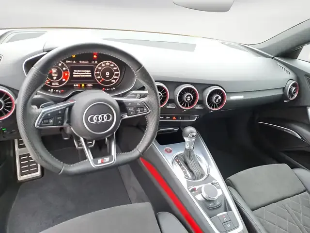 Audi TTS