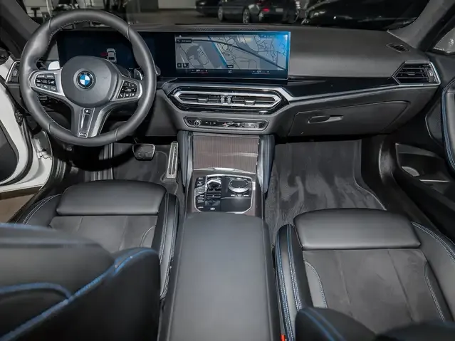 BMW 230