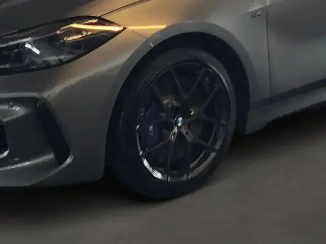BMW M1