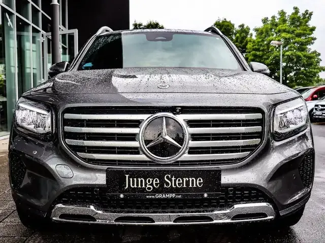 Mercedes-Benz GLB 200