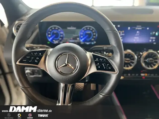 Mercedes-Benz EQA 300