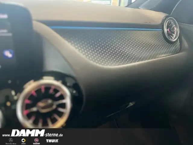 Mercedes-Benz EQA 300