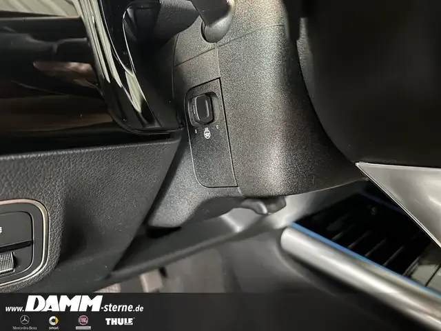 Mercedes-Benz EQA 300