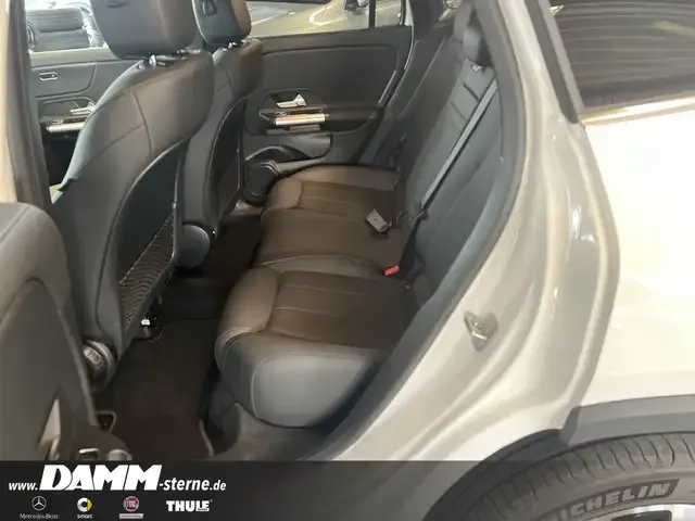 Mercedes-Benz EQA 300