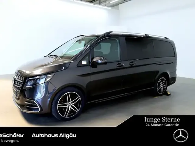 Mercedes-Benz V 220