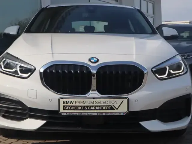 BMW 118