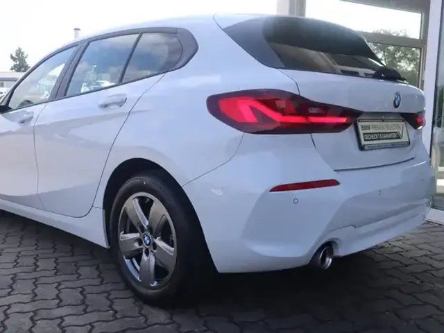 BMW 118