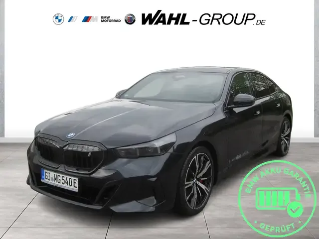 BMW i5